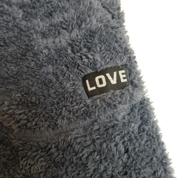 Fuzzy pants! - Picture 7 of 12